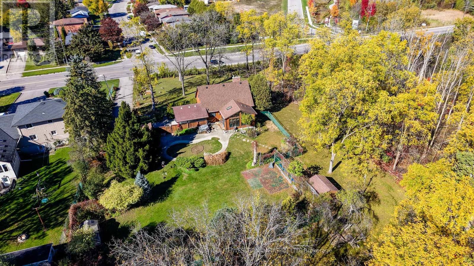 705 ERAMOSA ROAD Image 7