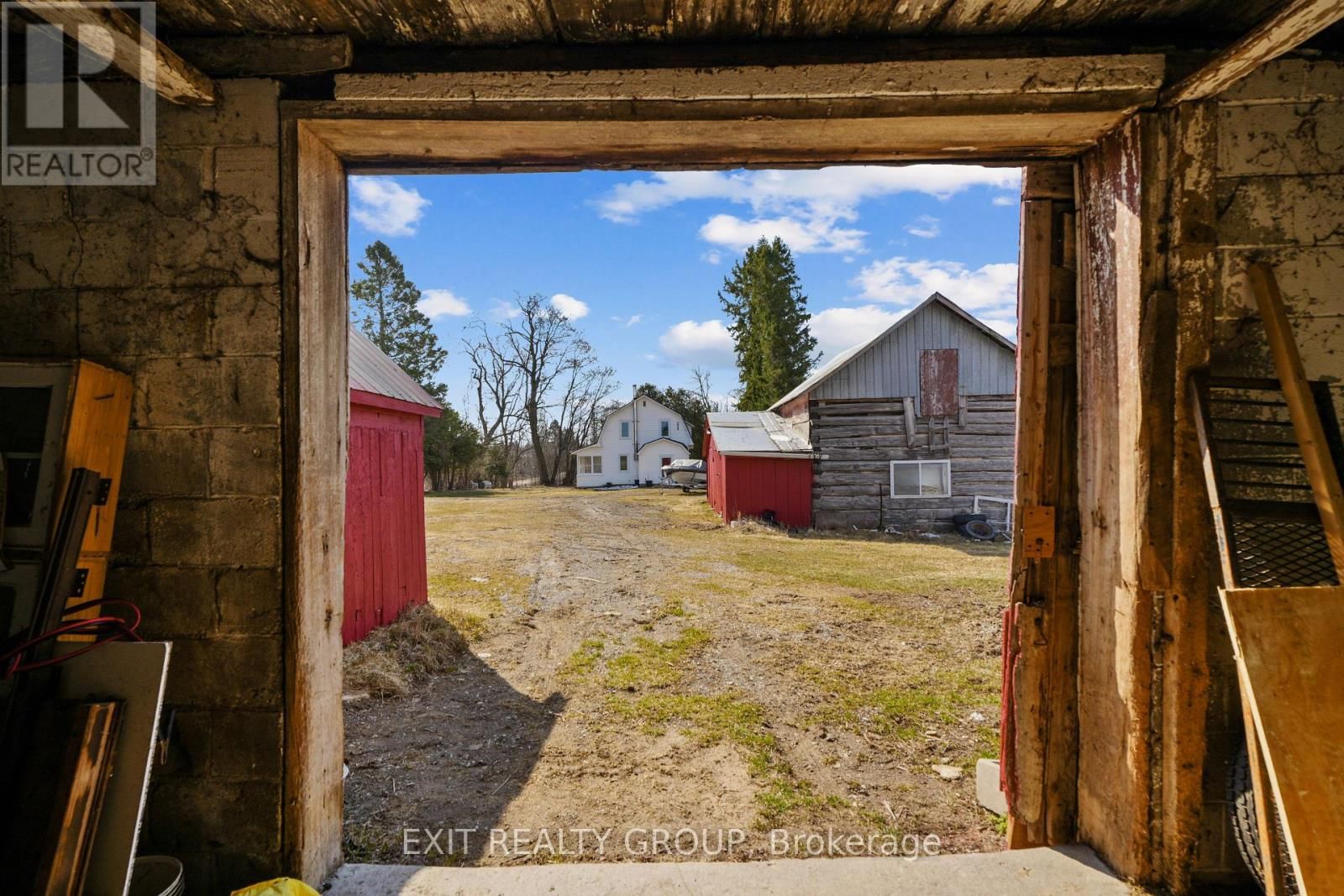 283 CLEMENGER ROAD Image 42