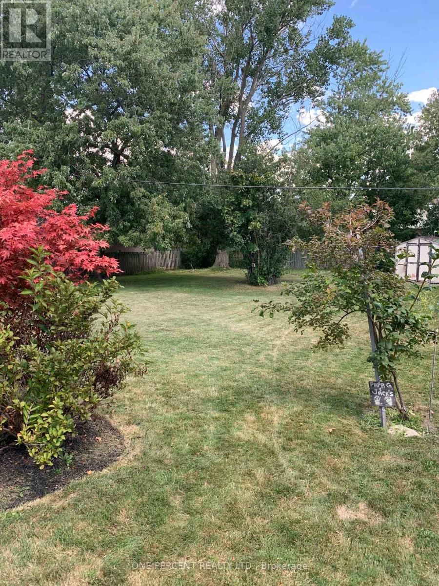 8800 CHAMPLAIN DRIVE Image 29