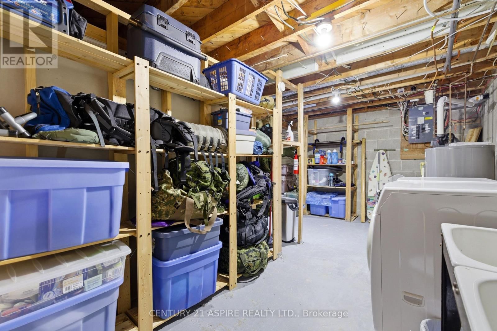 102 BIRCH STREET Image 30