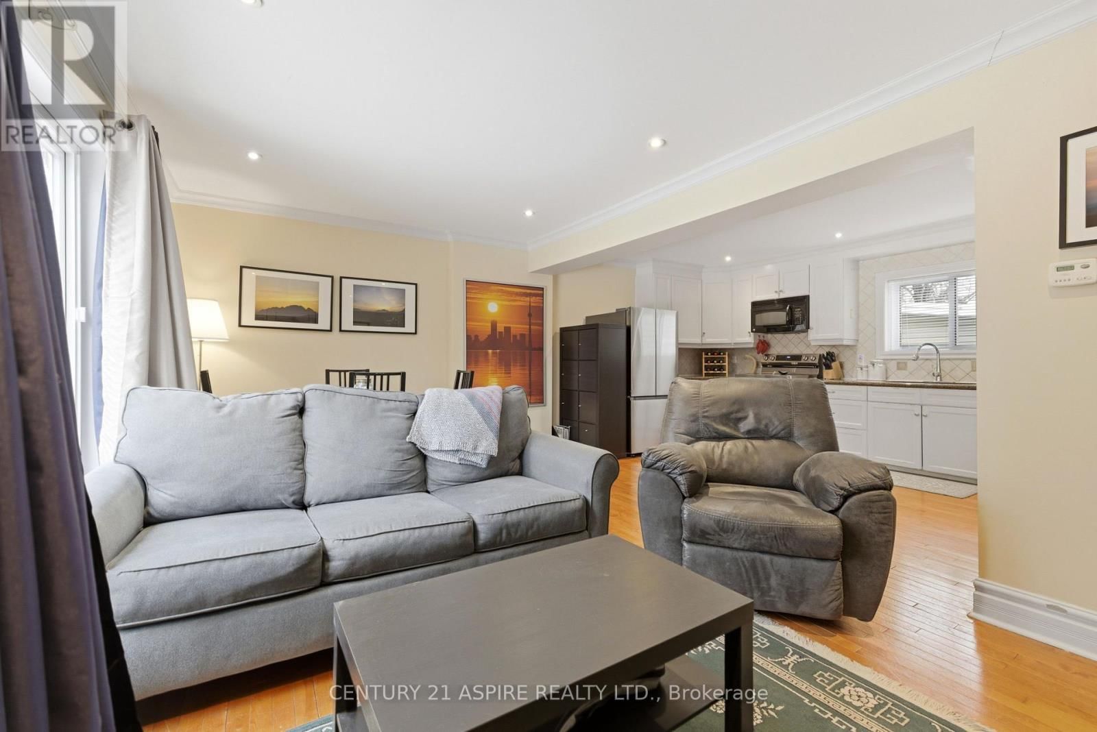 102 BIRCH STREET Image 7