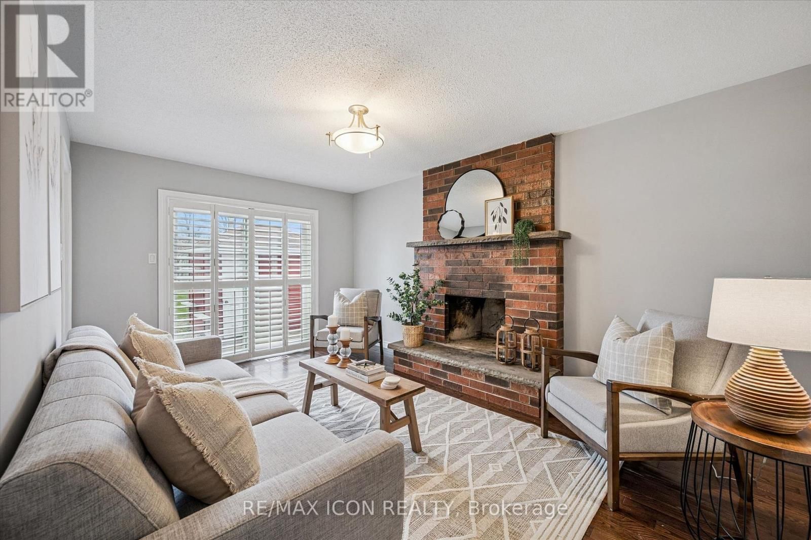 59 BAYNE CRESCENT Image 10