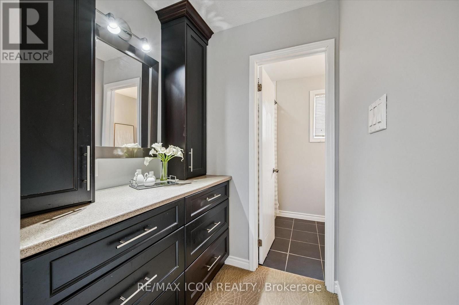 59 BAYNE CRESCENT Image 15