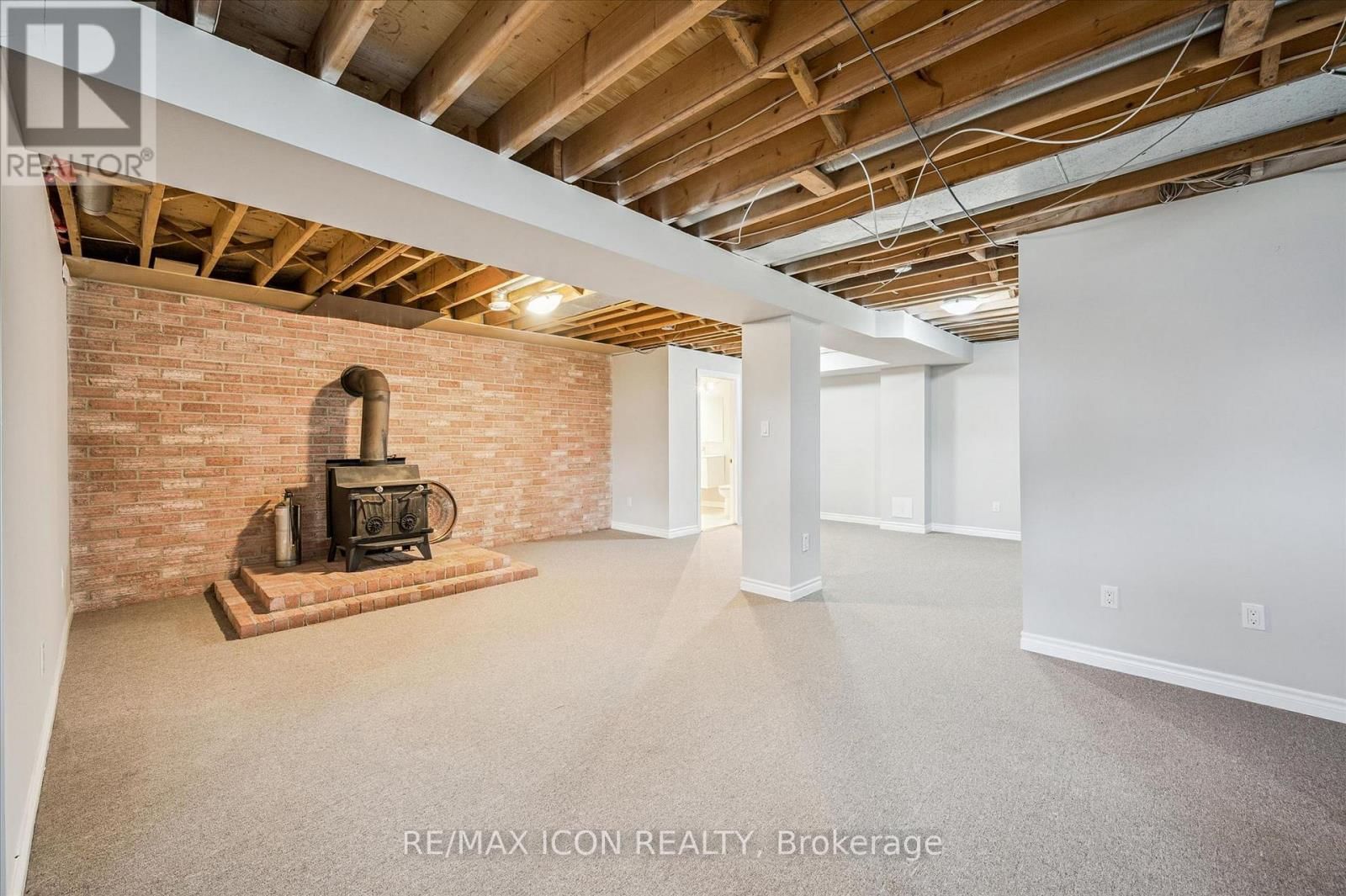 59 BAYNE CRESCENT Image 17