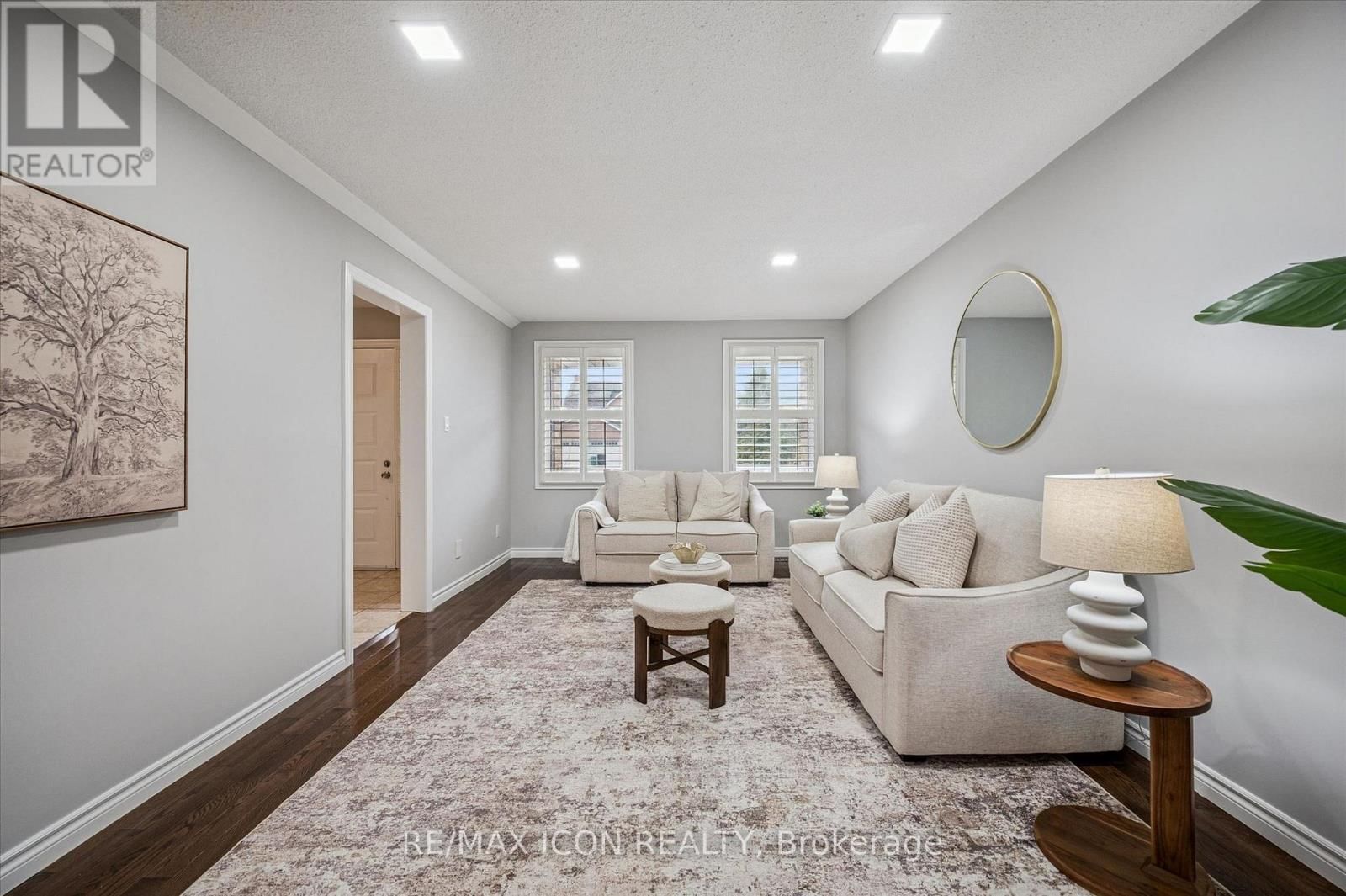 59 BAYNE CRESCENT Image 2