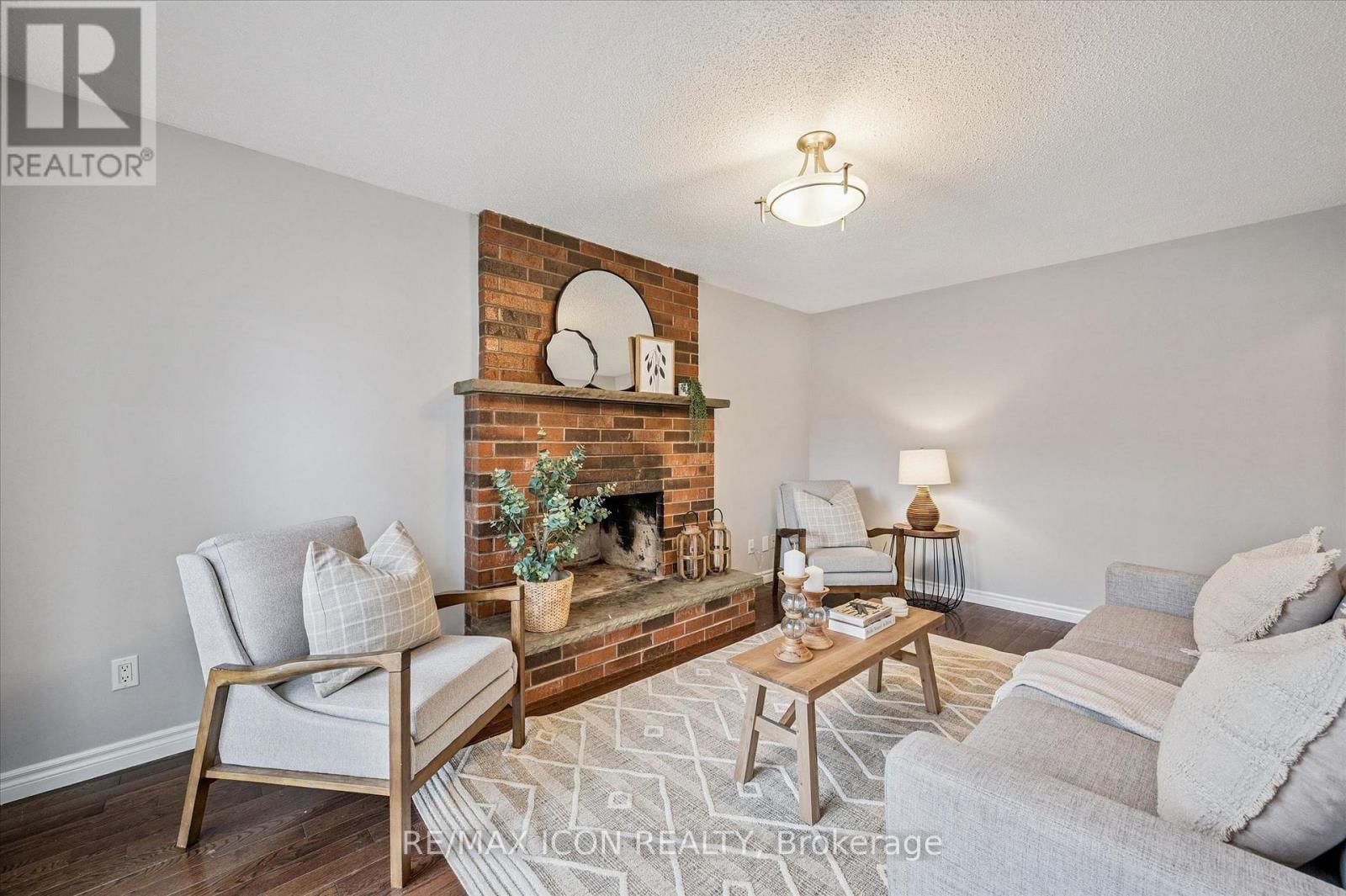 59 BAYNE CRESCENT Image 9