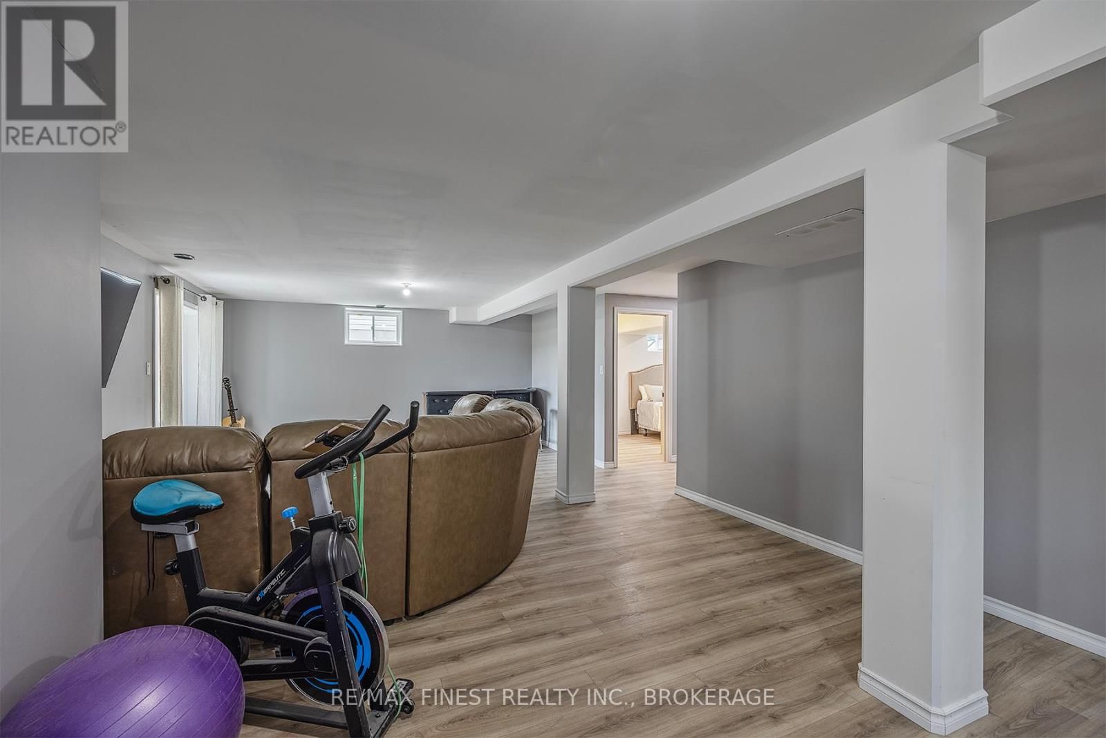 142 BRENNAN CRESCENT Image 23