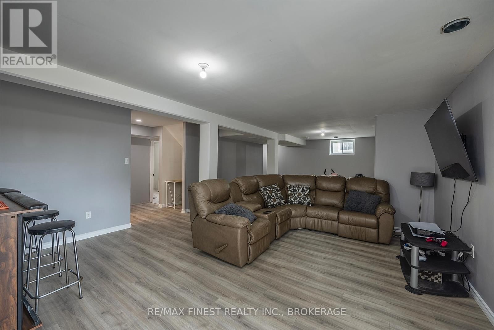 142 BRENNAN CRESCENT Image 26