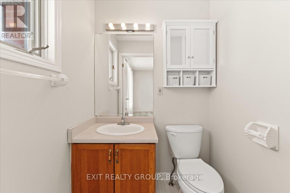 1162 COUNTY RD 3 Image 24