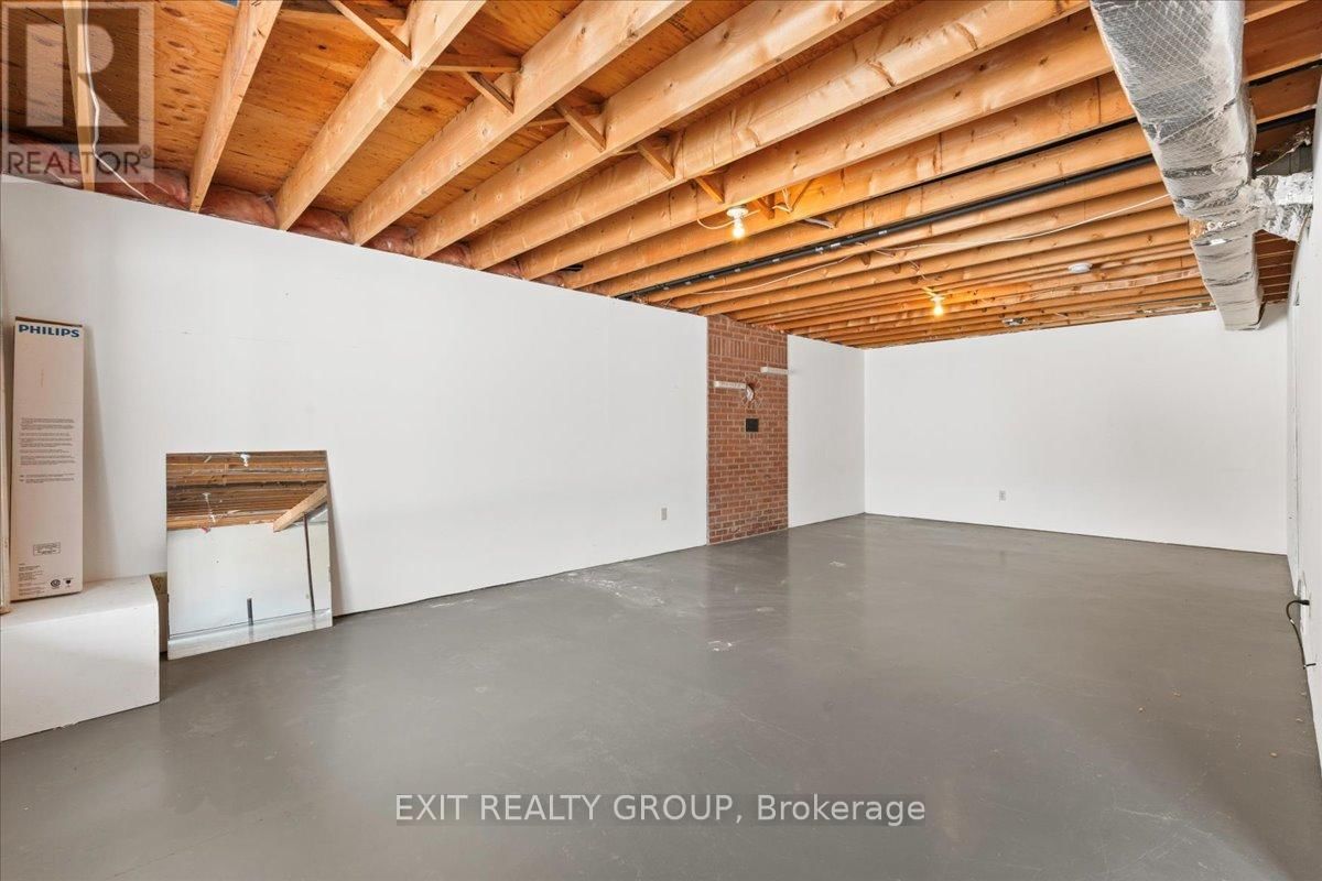 1162 COUNTY RD 3 Image 28