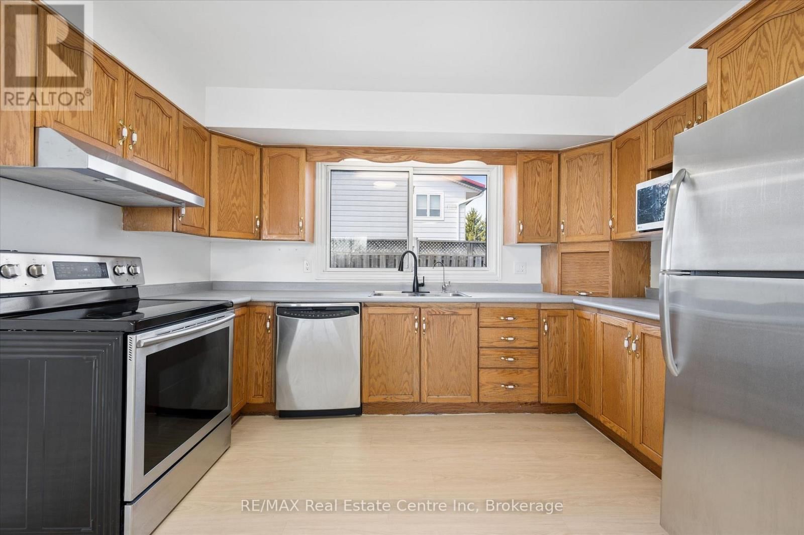 6 EASTVIEW ROAD Image 13