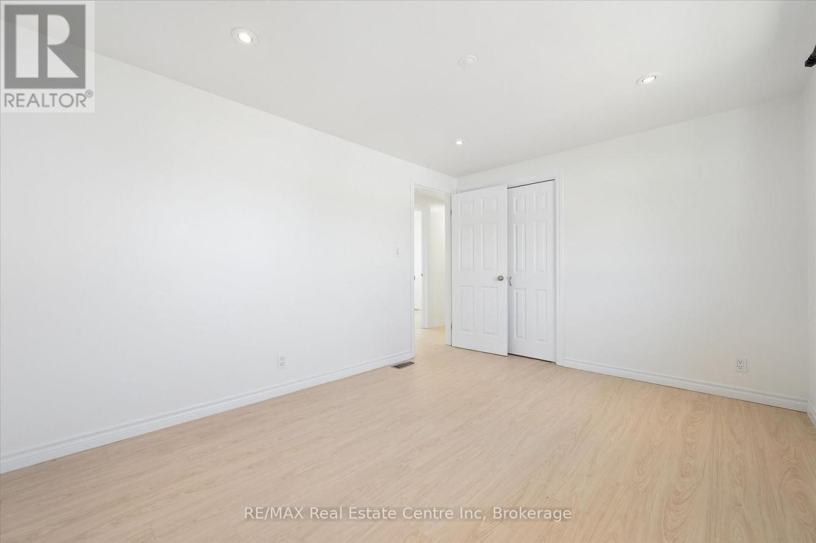 6 EASTVIEW ROAD Image 17