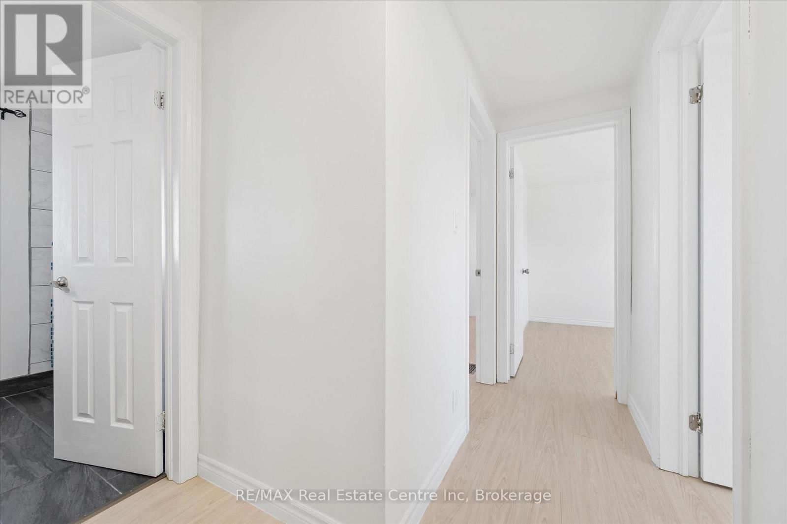 6 EASTVIEW ROAD Image 24