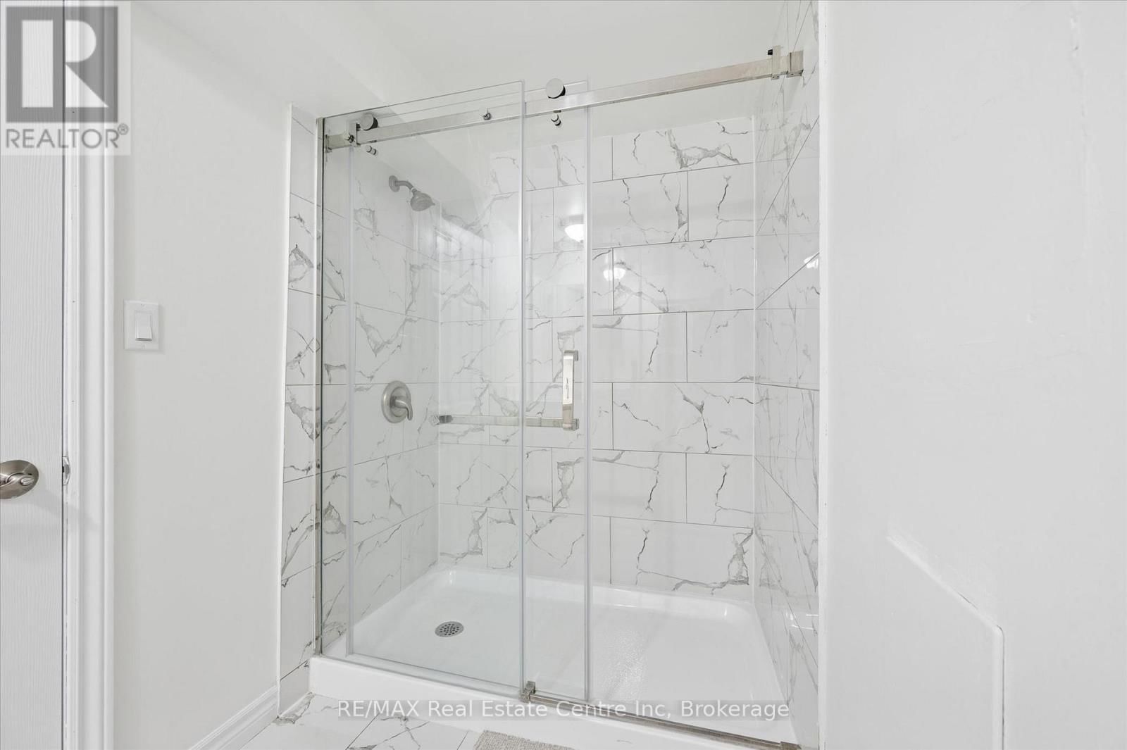 6 EASTVIEW ROAD Image 34