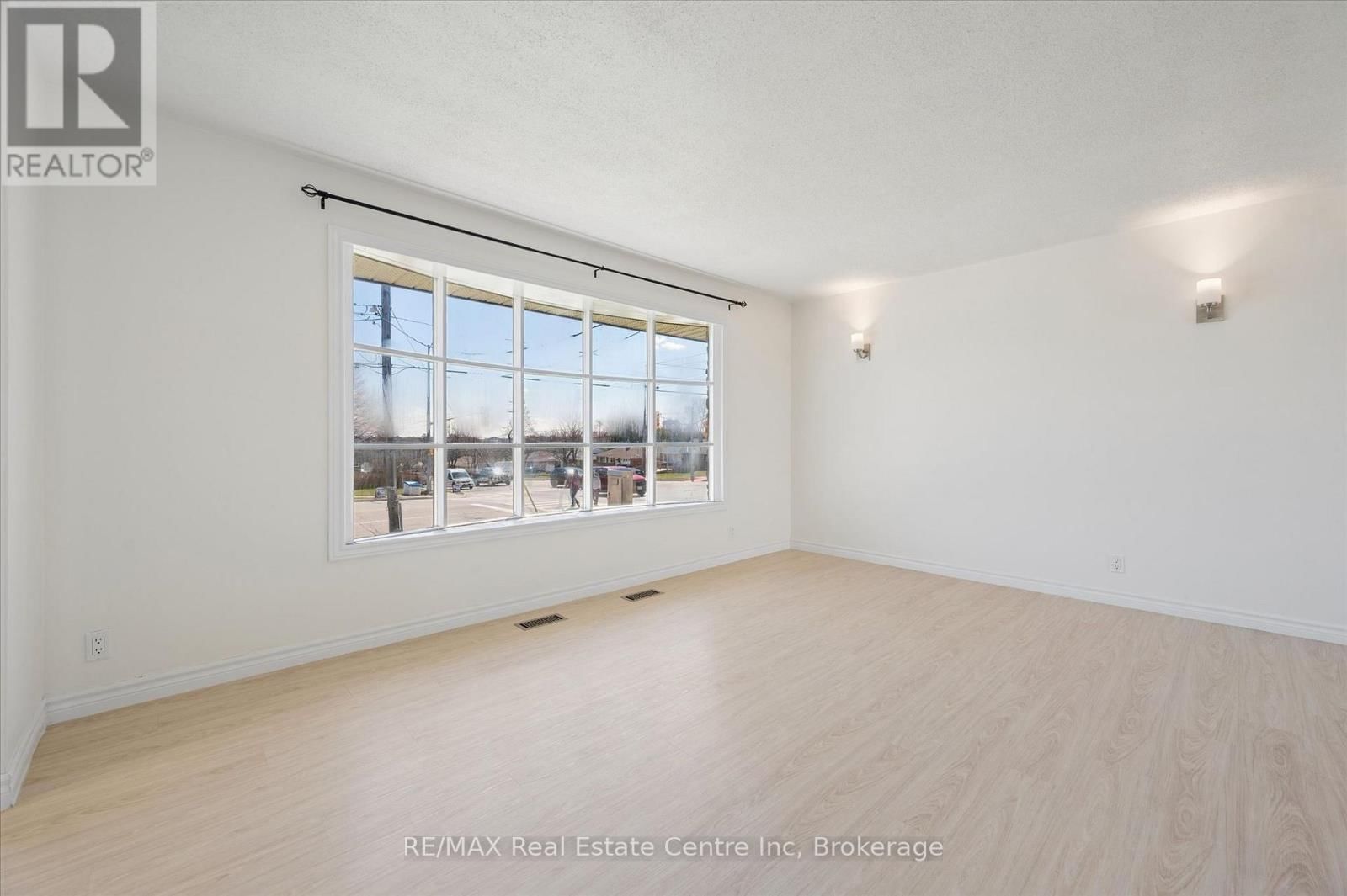 6 EASTVIEW ROAD Image 8