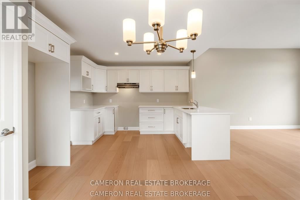 3142 MAURICY STREET Image 10