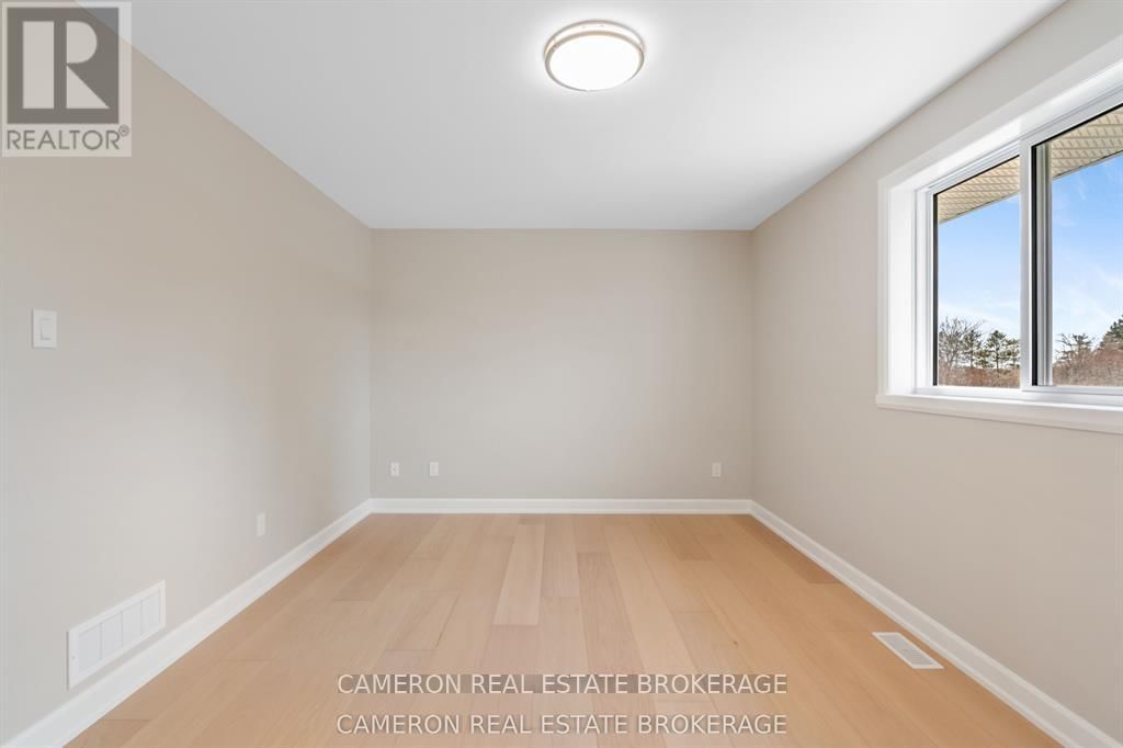 3142 MAURICY STREET Image 11