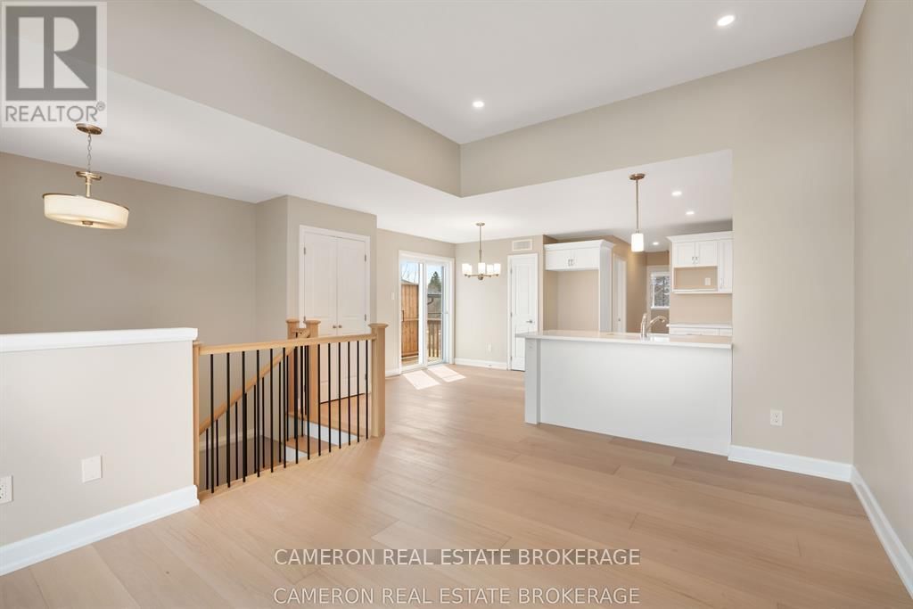 3142 MAURICY STREET Image 4