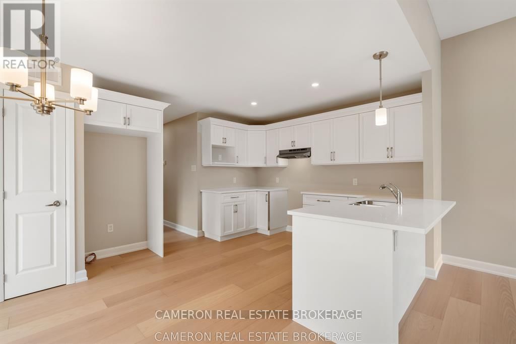 3142 MAURICY STREET Image 5