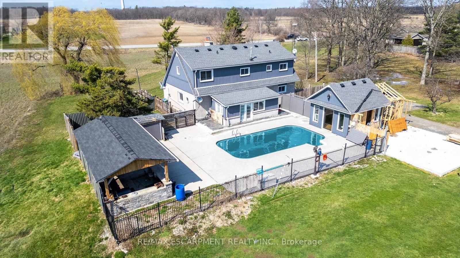 6816 REGIONAL ROAD 65 Image 30