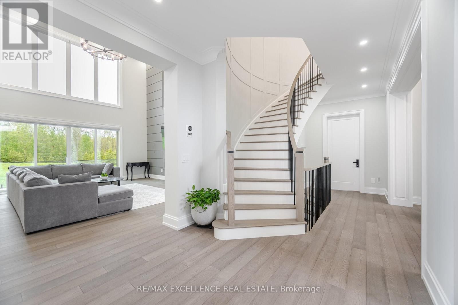 4937 6TH LINE Image 26