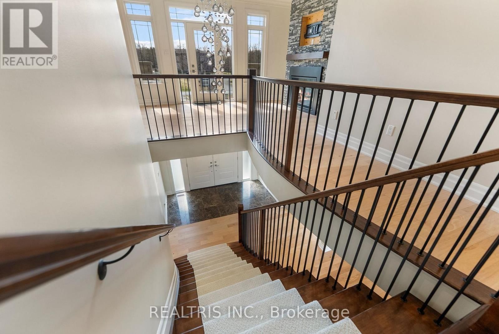 5813 RED CASTLE RIDGE Image 11