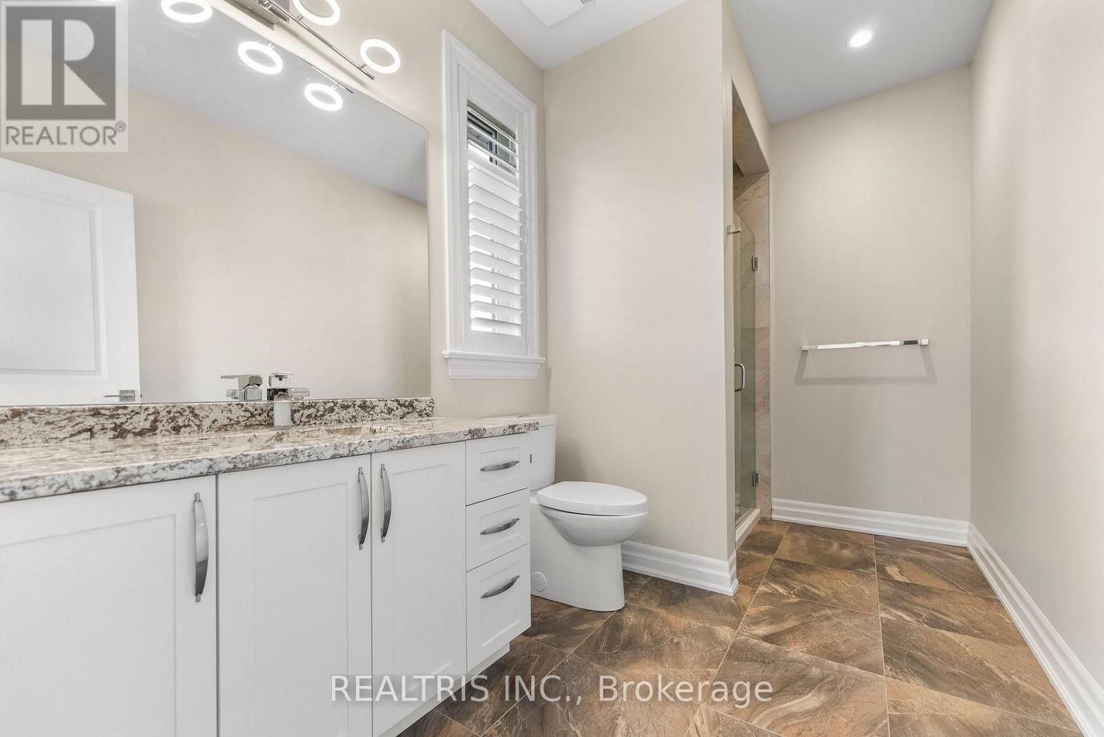 5813 RED CASTLE RIDGE Image 26