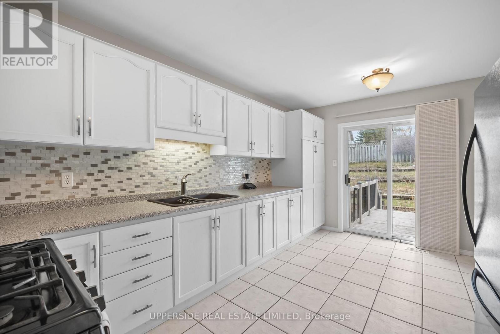 69 ABBEYWOOD CRESCENT Image 10