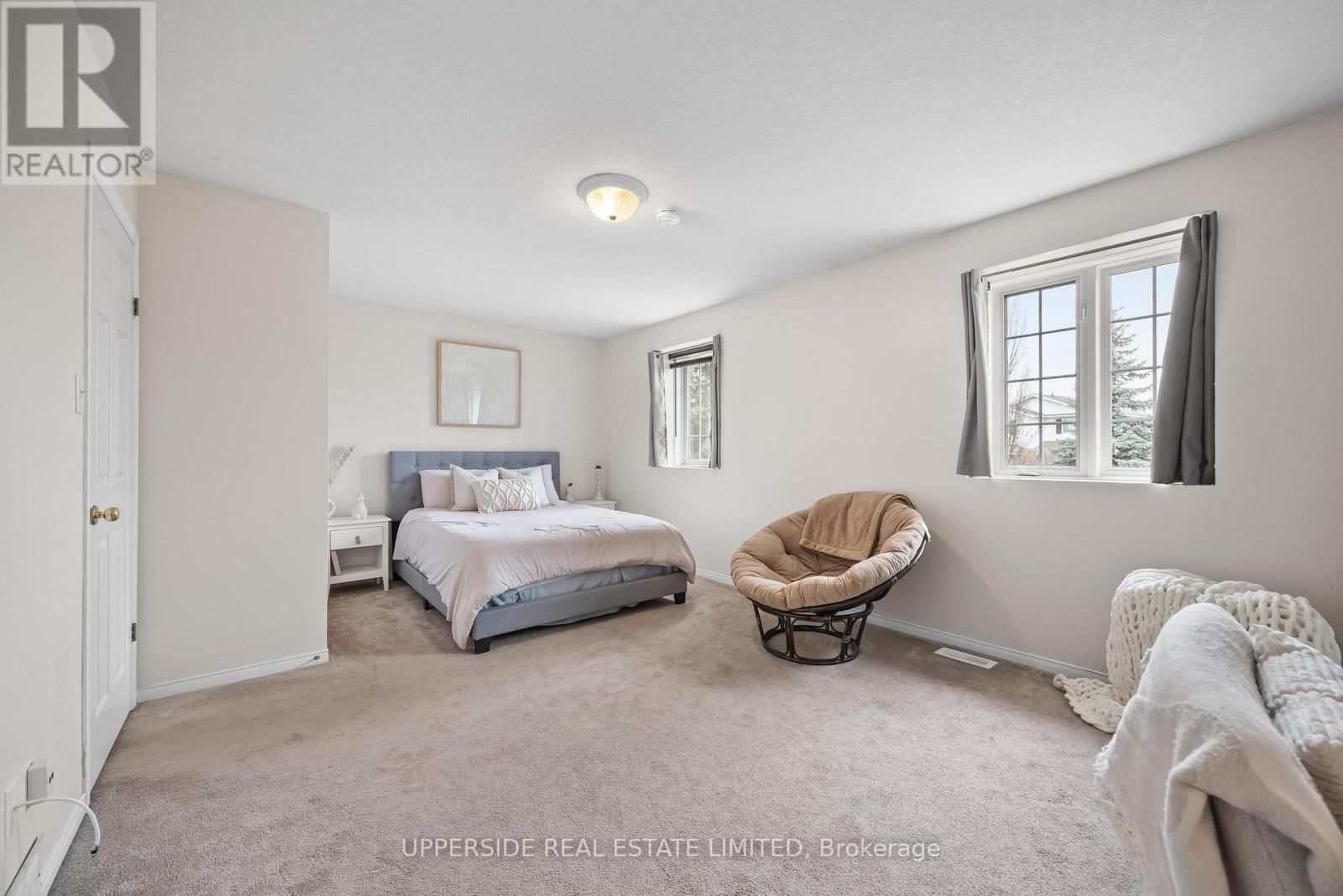 69 ABBEYWOOD CRESCENT Image 14