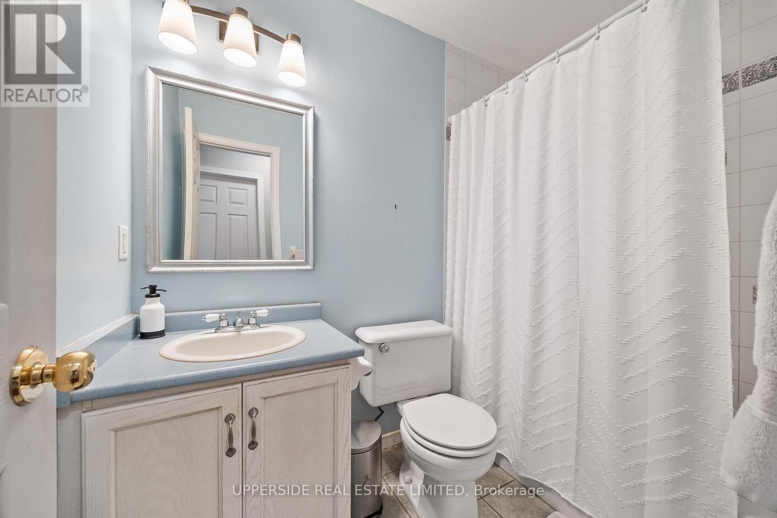 69 ABBEYWOOD CRESCENT Image 16