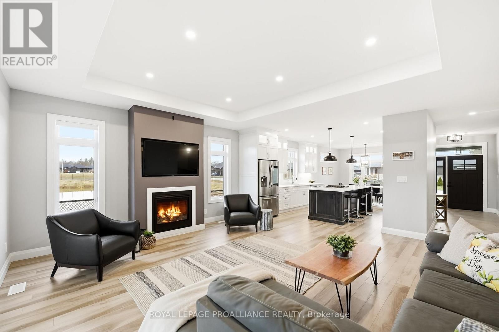 15 AMBROSIA TERRACE Image 10