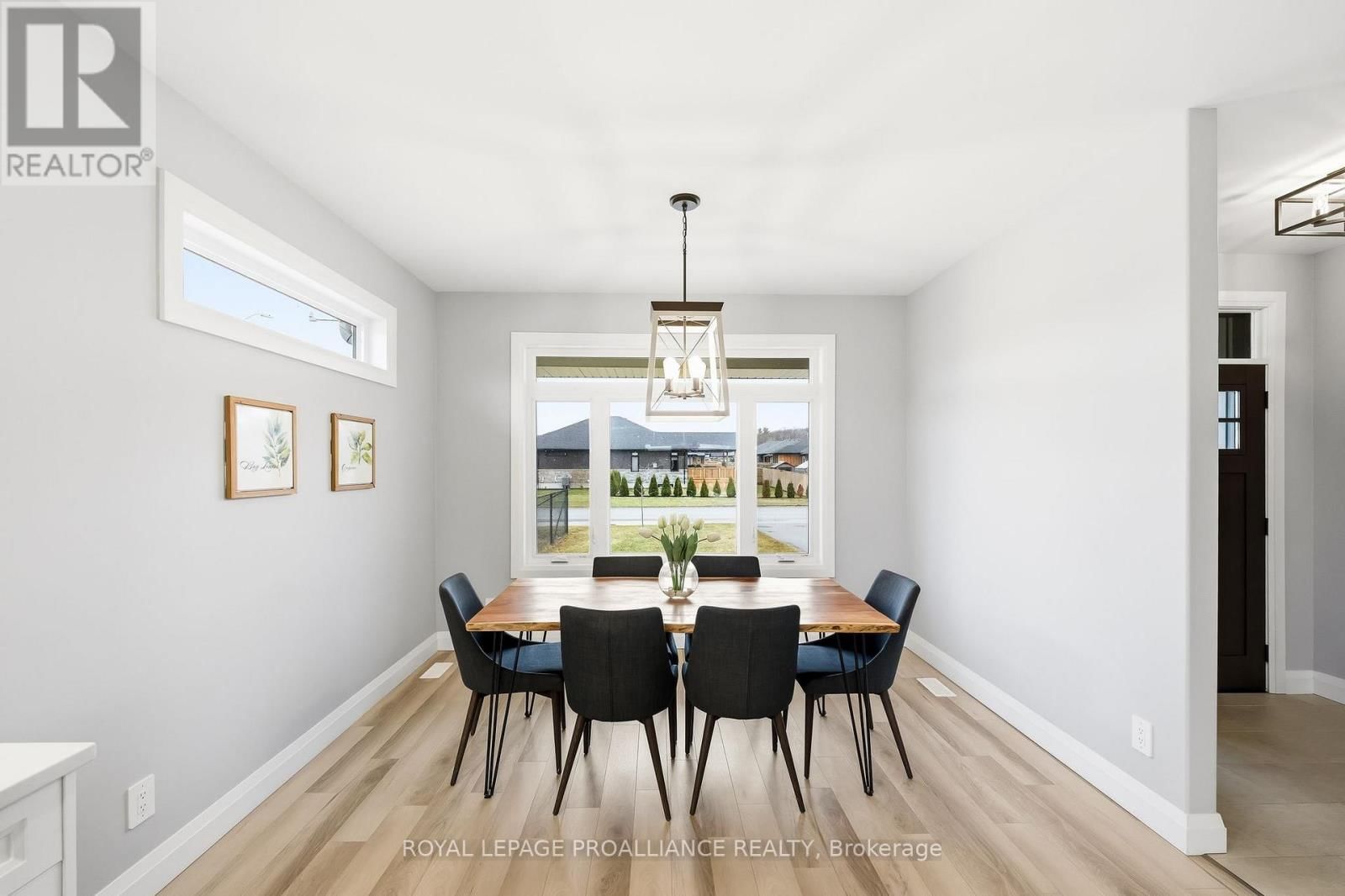 15 AMBROSIA TERRACE Image 14