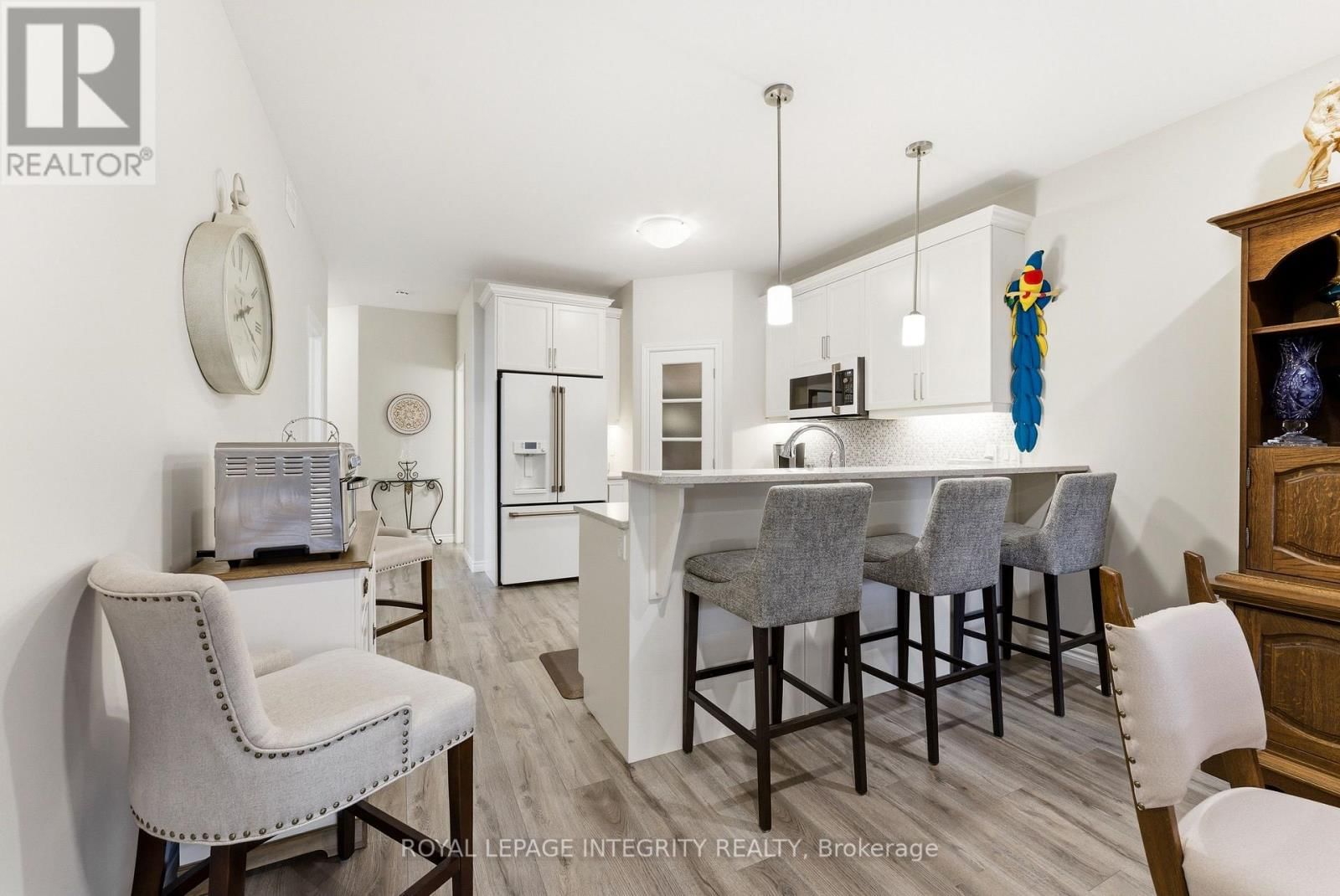 64 COVINGTON CRESCENT Image 19