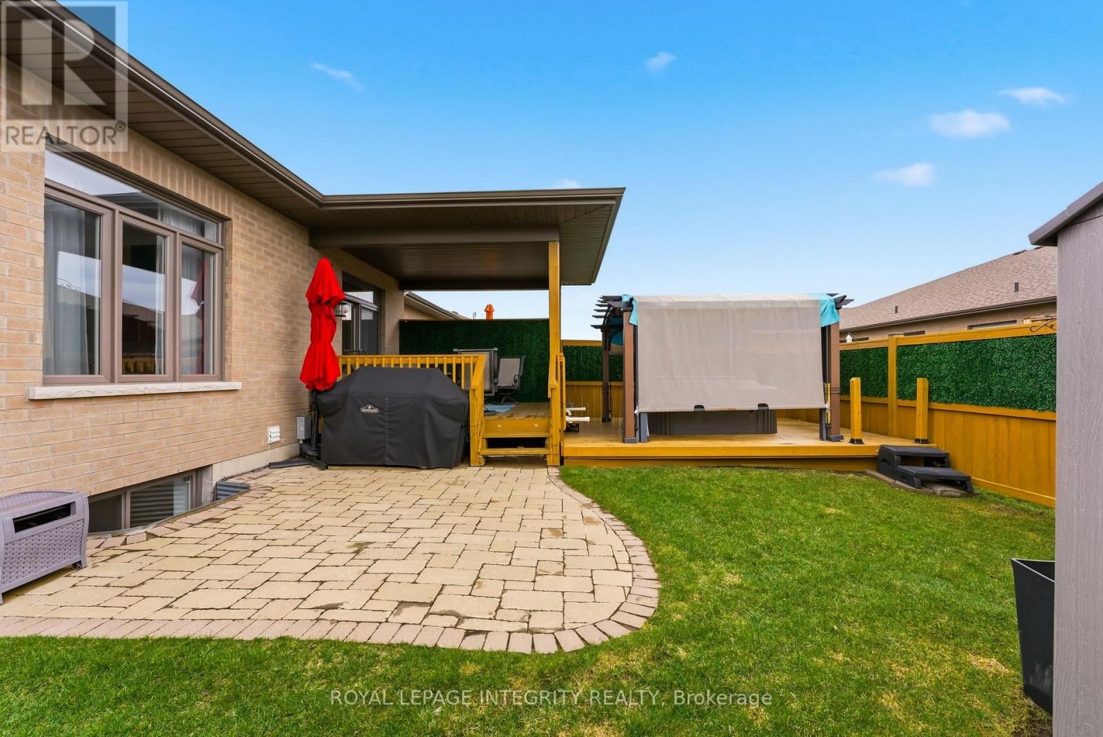 64 COVINGTON CRESCENT Image 36