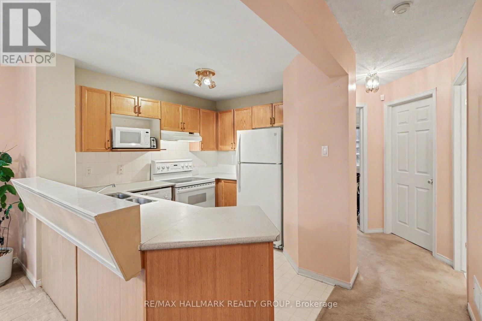 4460 HARPER AVENUE Image 16