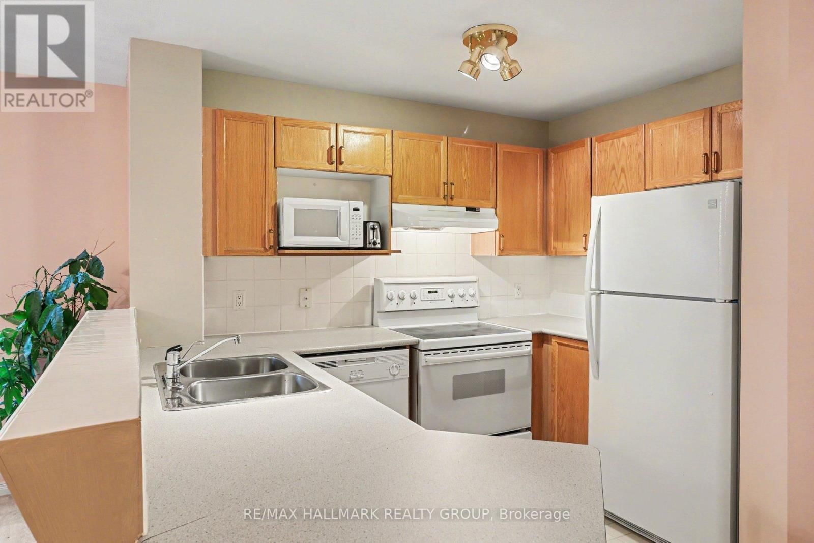 4460 HARPER AVENUE Image 17