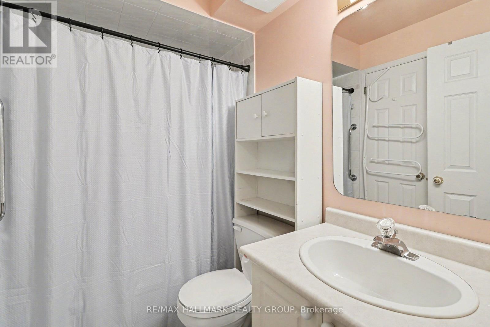 4460 HARPER AVENUE Image 27