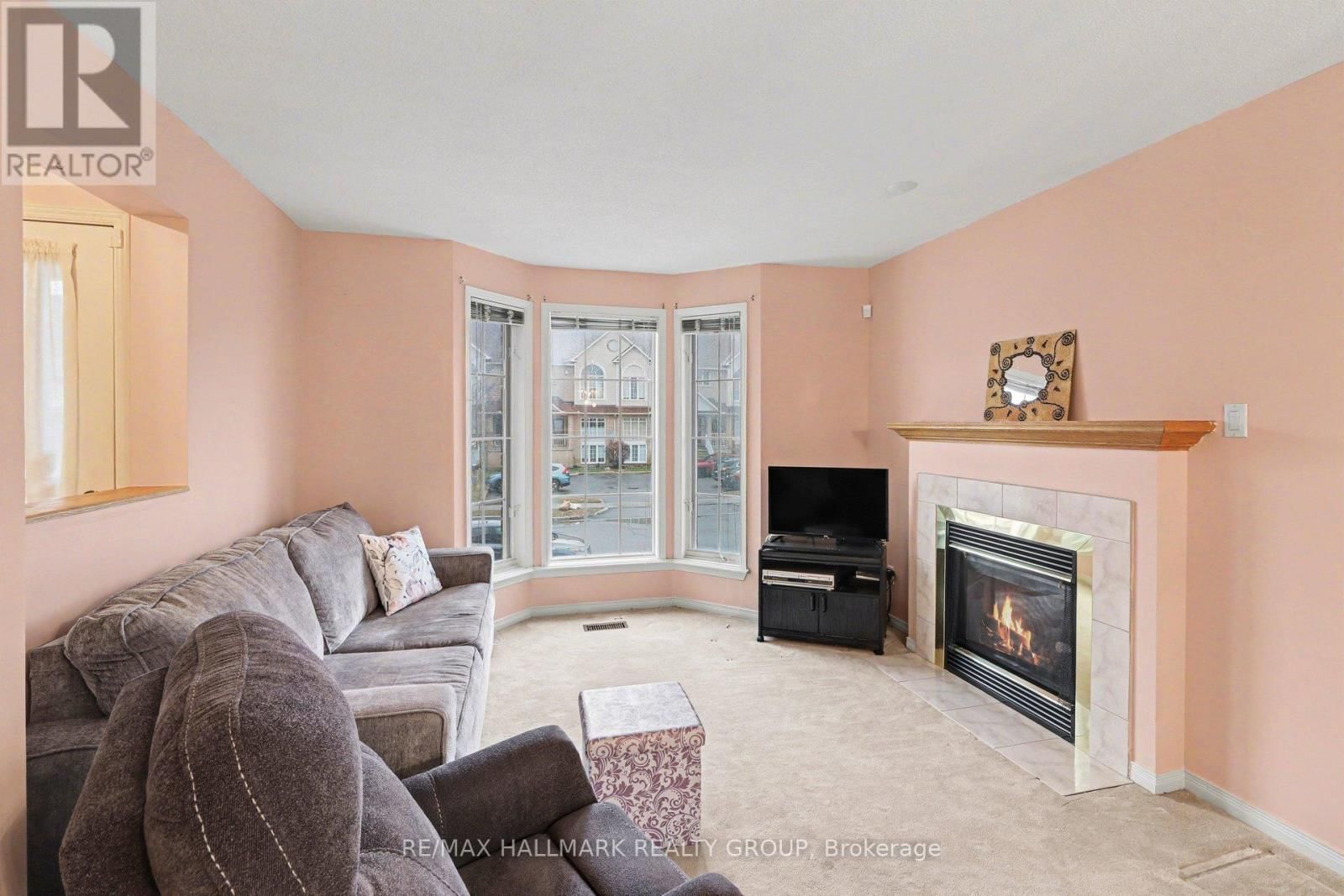 4460 HARPER AVENUE Image 7