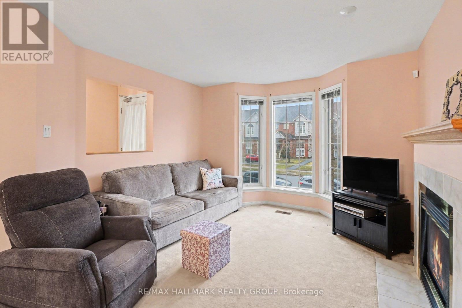 4460 HARPER AVENUE Image 8