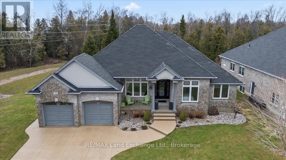 69 FENTON DRIVE Image 41