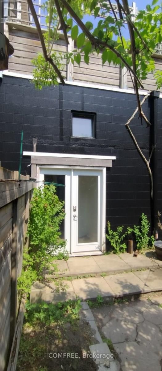 301 DERBY ROAD Image 36