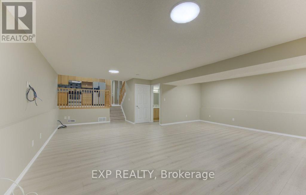 431 LAUSANNE CRESCENT Image 19