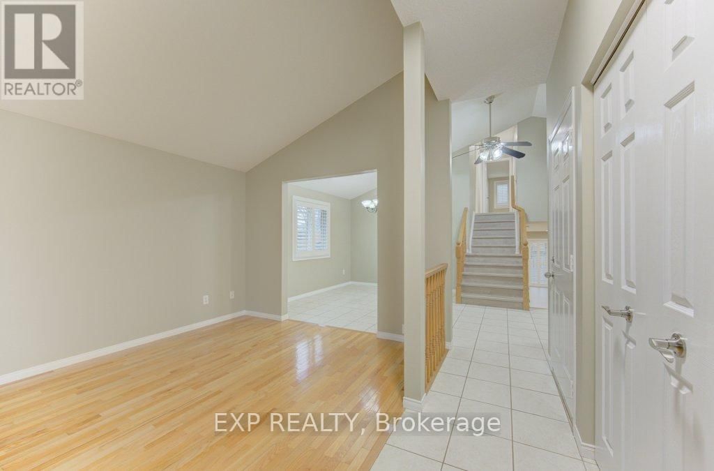 431 LAUSANNE CRESCENT Image 3