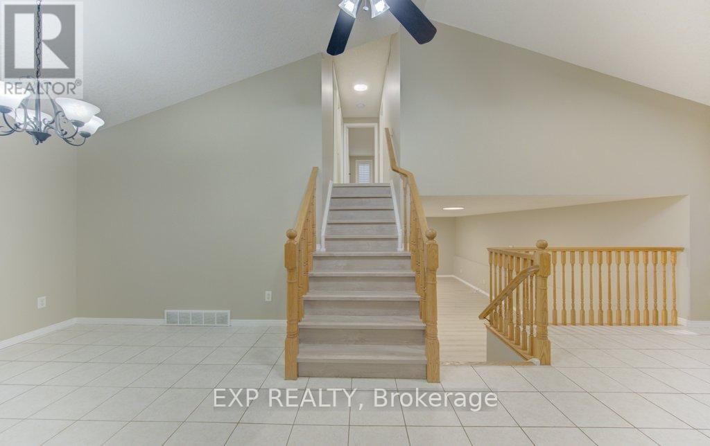 431 LAUSANNE CRESCENT Image 9