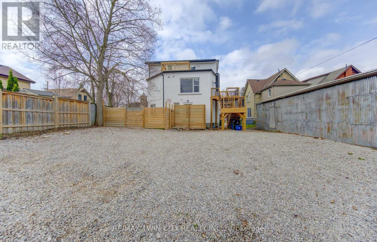 67 LOUISA STREET WEST Image 44