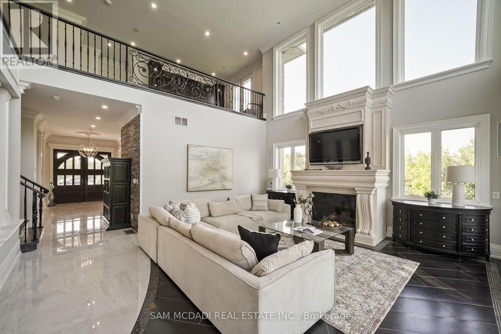 119 ISHWAR DRIVE Image 10