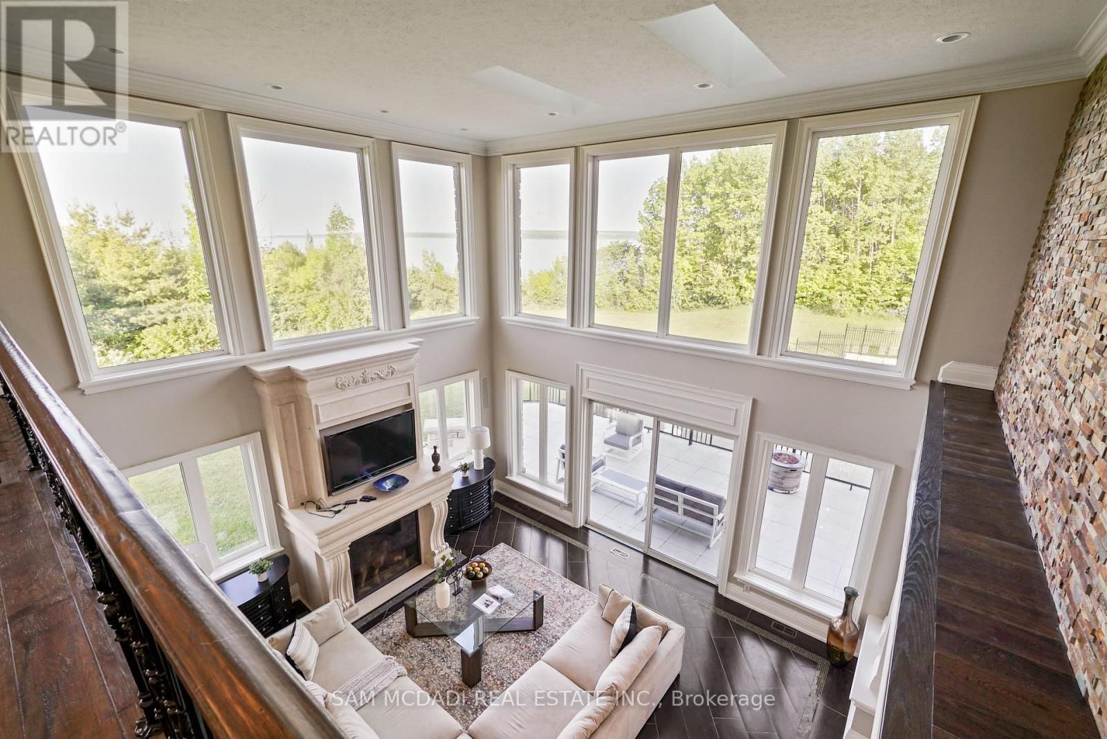 119 ISHWAR DRIVE Image 12