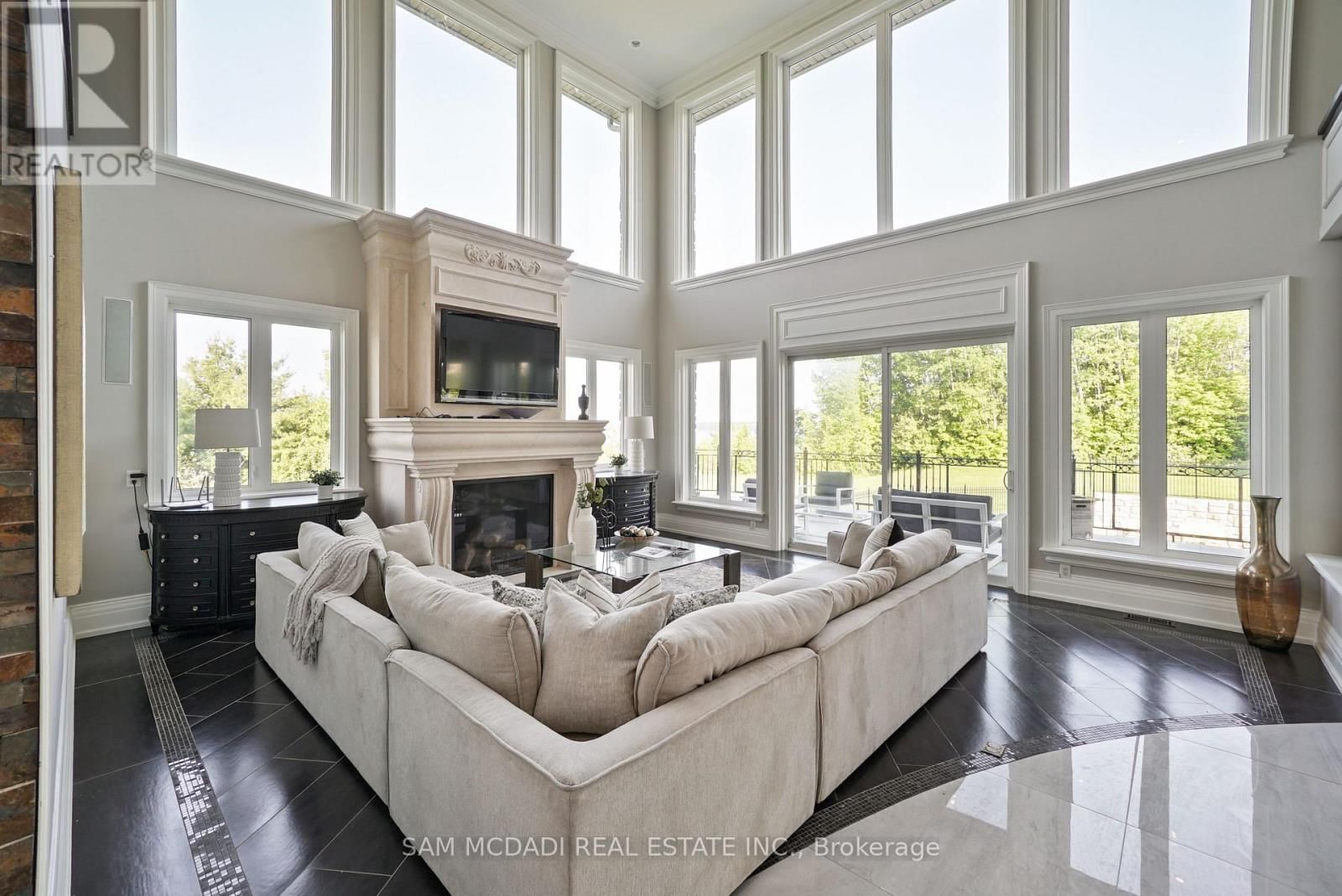 119 ISHWAR DRIVE Image 9