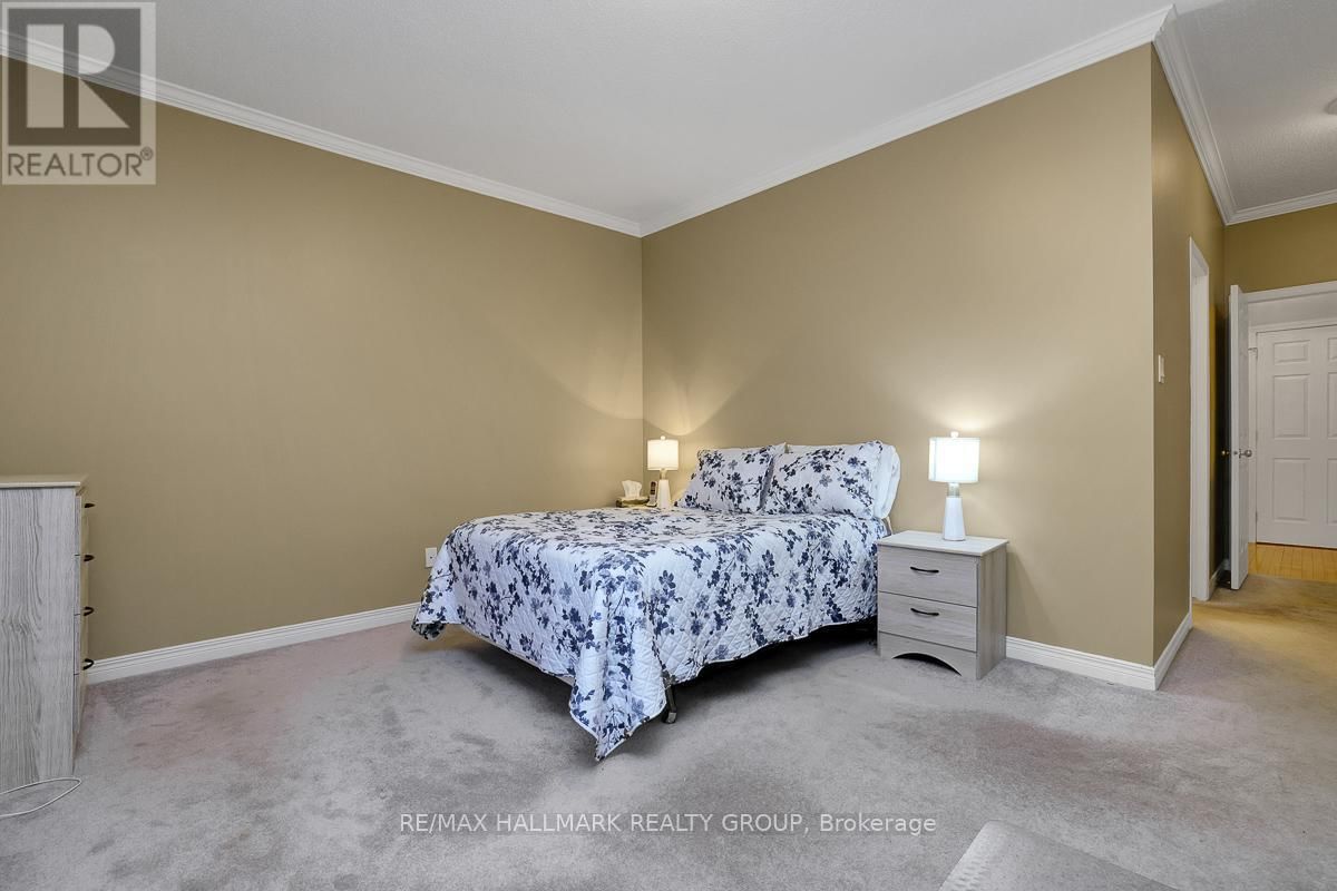 853 SWALLOWTAIL CRESCENT Image 11