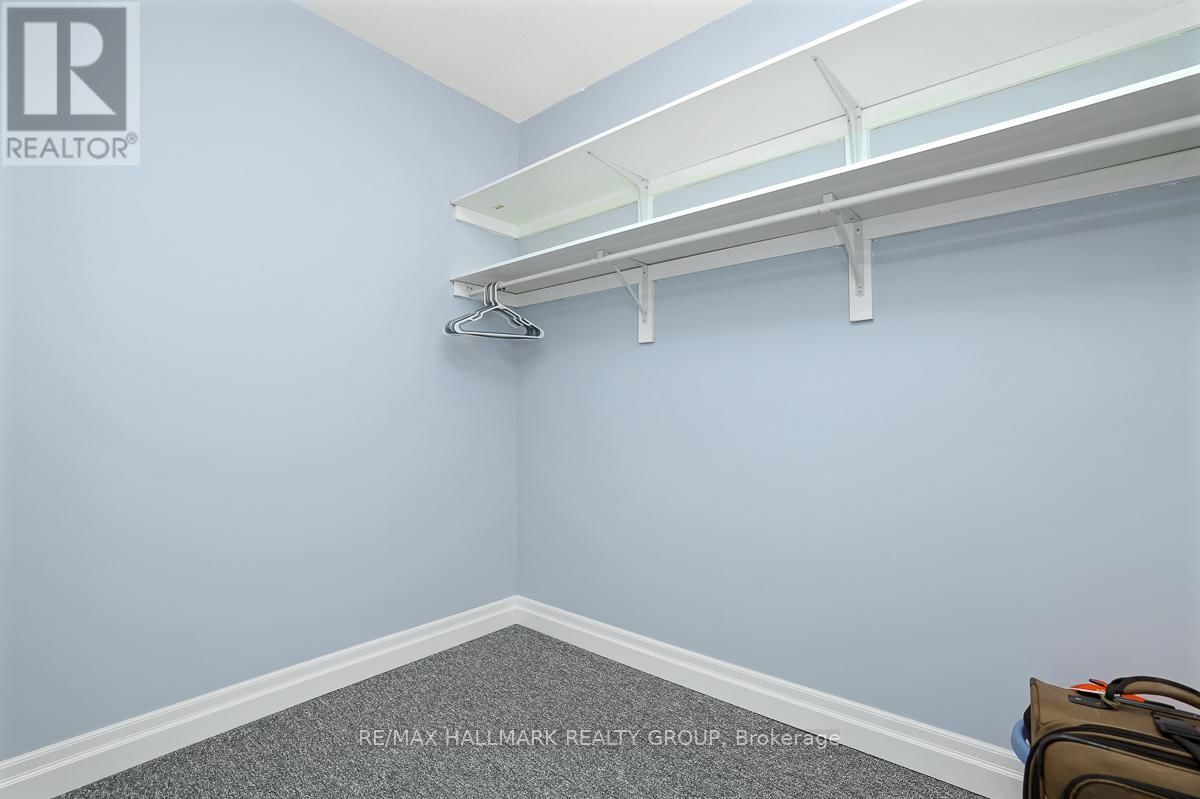 853 SWALLOWTAIL CRESCENT Image 22